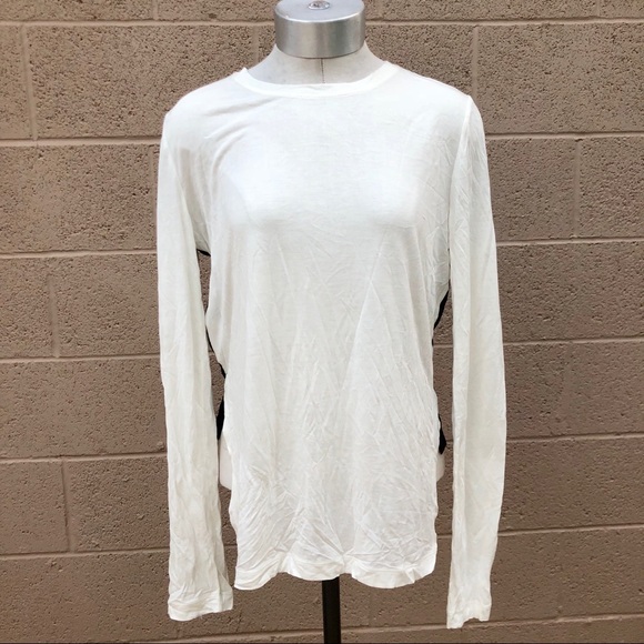 •BCBG• Long Sleeve lightweight Shirt/Top - Picture 2 of 6